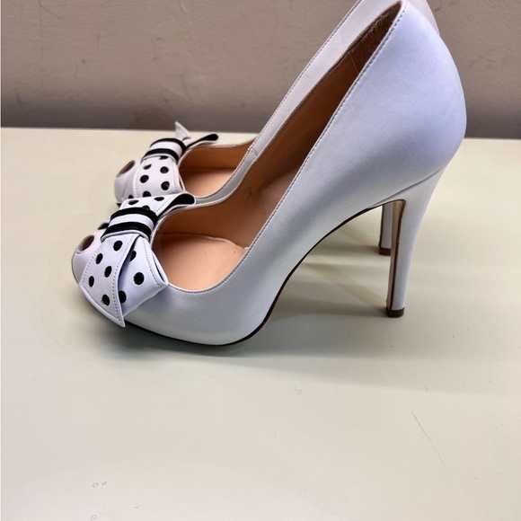 Charles Jourdan made in Italy polka dot bow Black and White  peep toe Heels - Picture 3 of 9